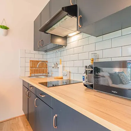 Bali 2** + Parking Prive Inclus *